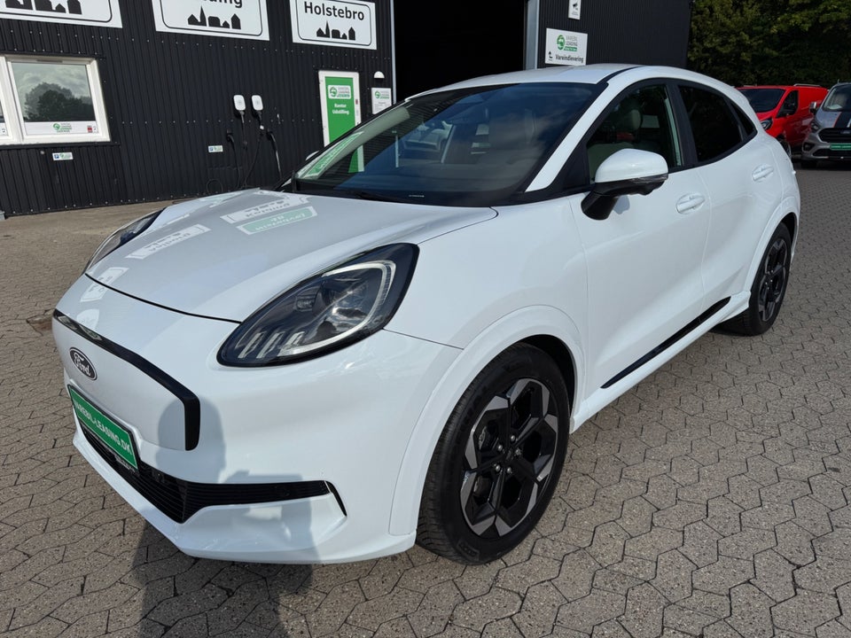 Ford Puma 43 Gen-E Select Van 5d