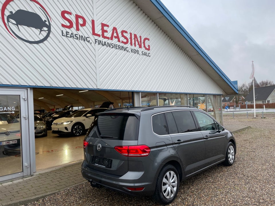 VW Touran 1,6 TDi 115 Comfortline DSG Van 5d