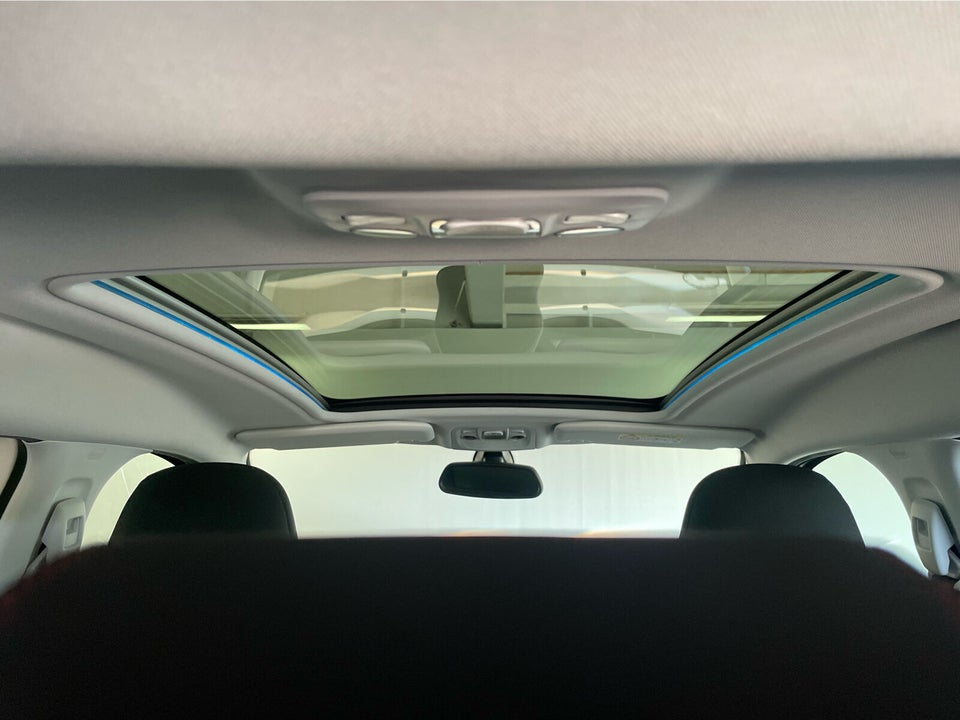 Peugeot 2008 1,5 BlueHDi 120 GT Line Sky EAT6 5d