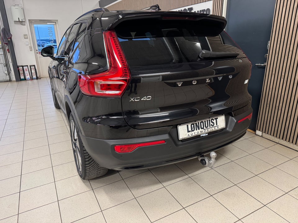 Volvo XC40 ReCharge Extended Range Core 5d