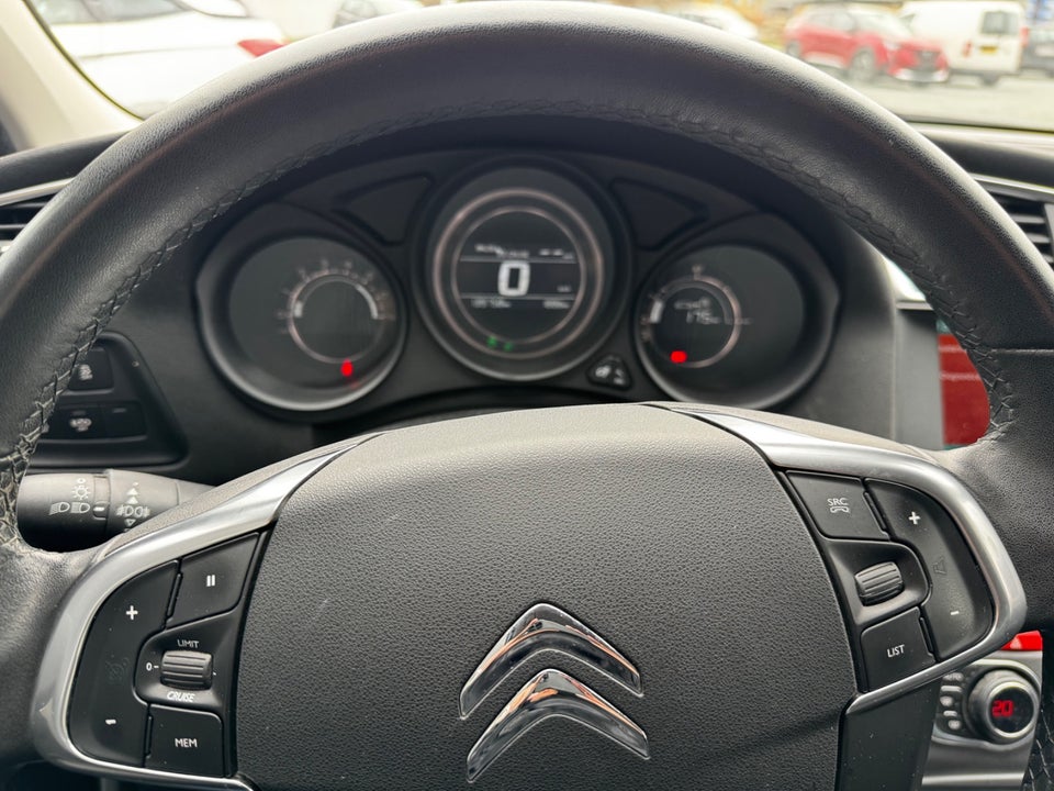 Citroën C4 1,6 BlueHDi 120 Millesime 5d