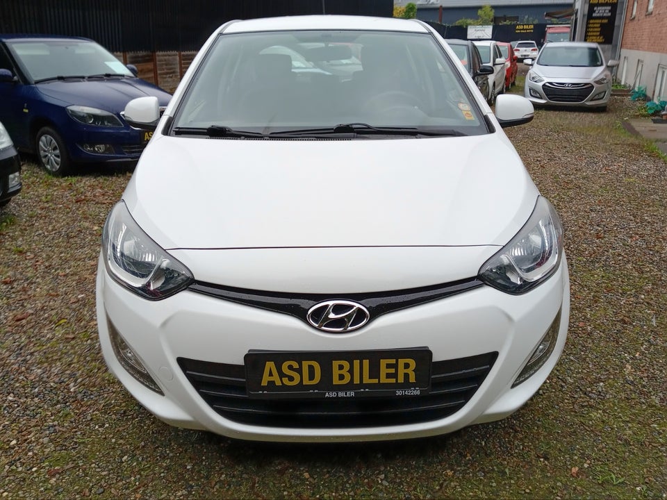 Hyundai i20 1,25 Comfort 5d