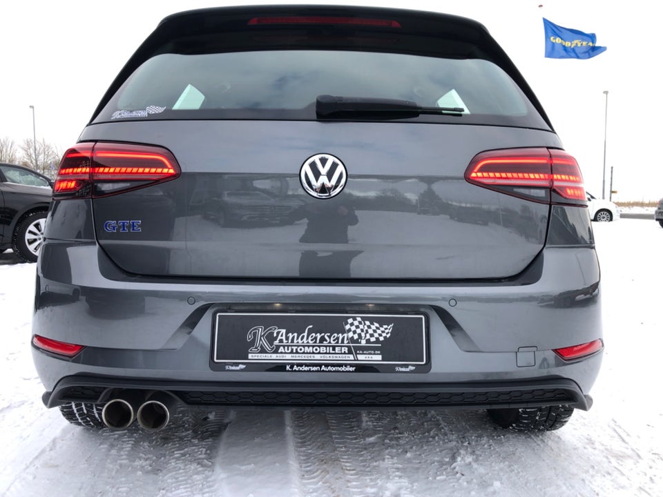 VW Golf VII 1,4 GTE DSG 5d