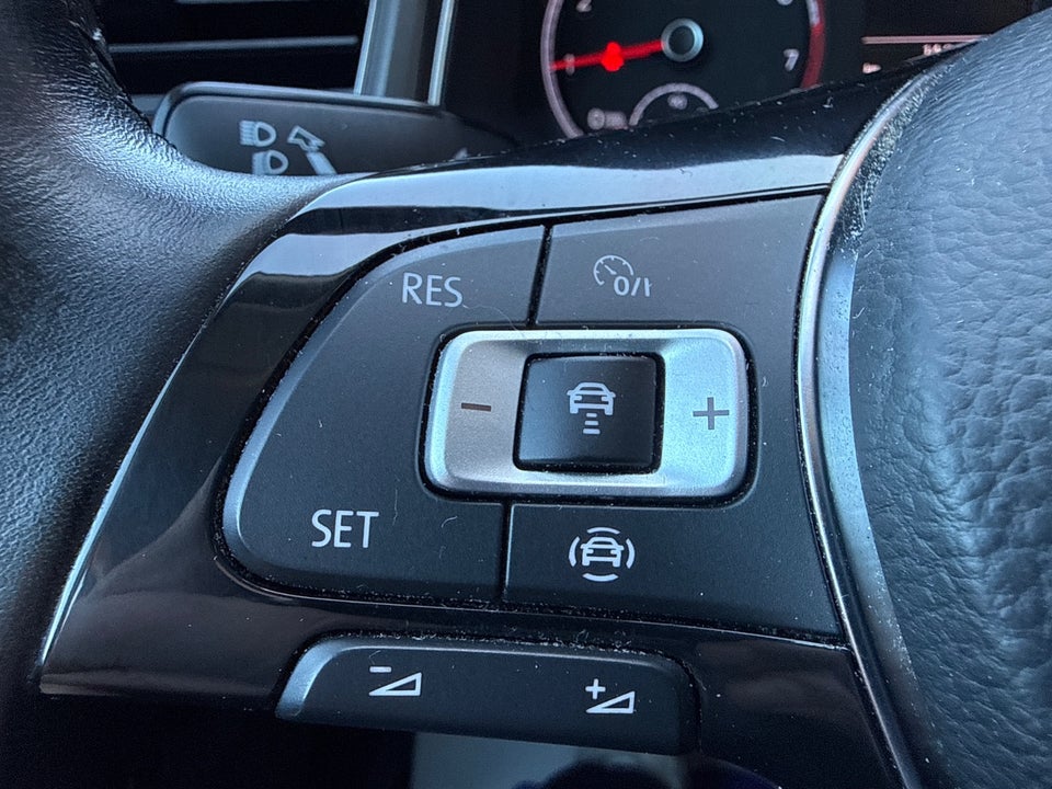 VW T-Roc 1,0 TSi 115 Style+ Van 5d