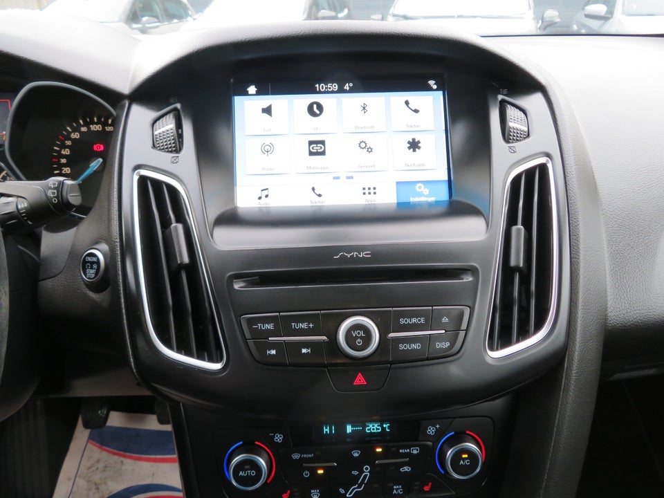 Ford Focus 1,0 SCTi 125 Titanium stc. 5d