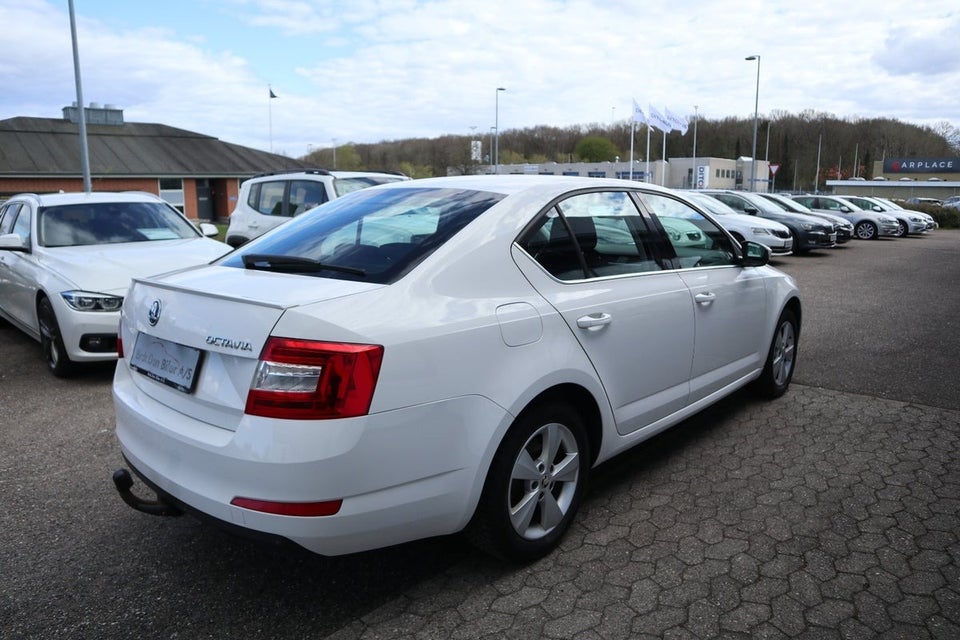 Skoda Octavia 1,8 TSi 180 Elegance 5d