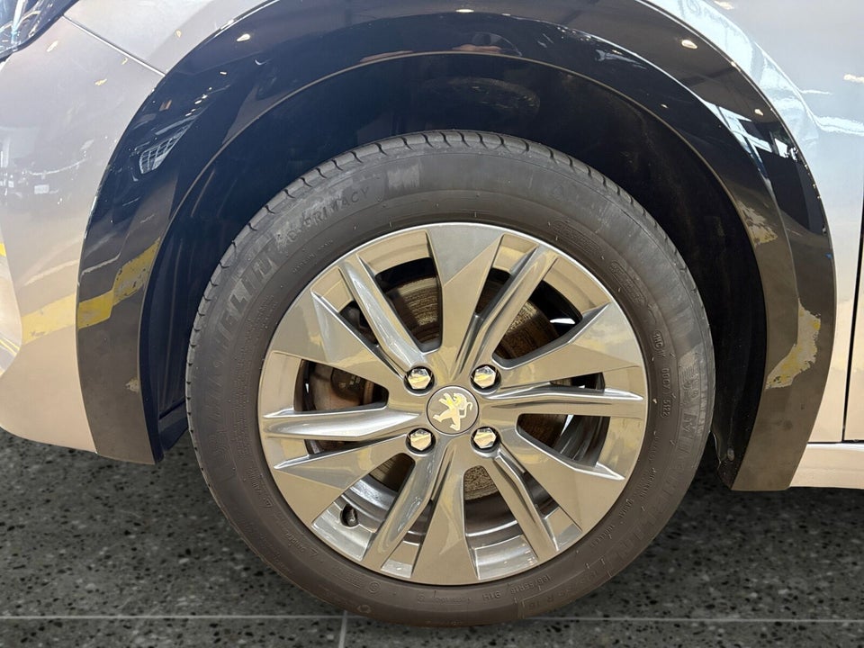 Peugeot e-208 50 Allure 5d