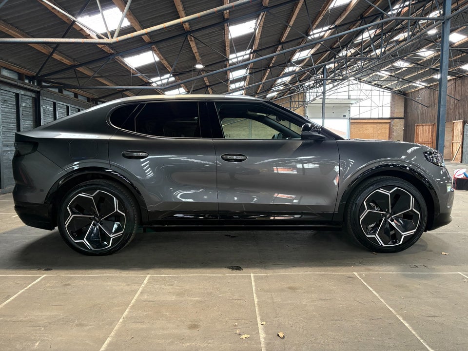 Ford Capri 77 Premium Extended Range 5d