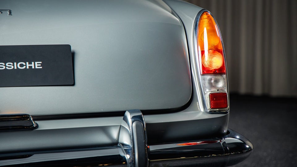 Ferrari 250 GTE 3,0  2d