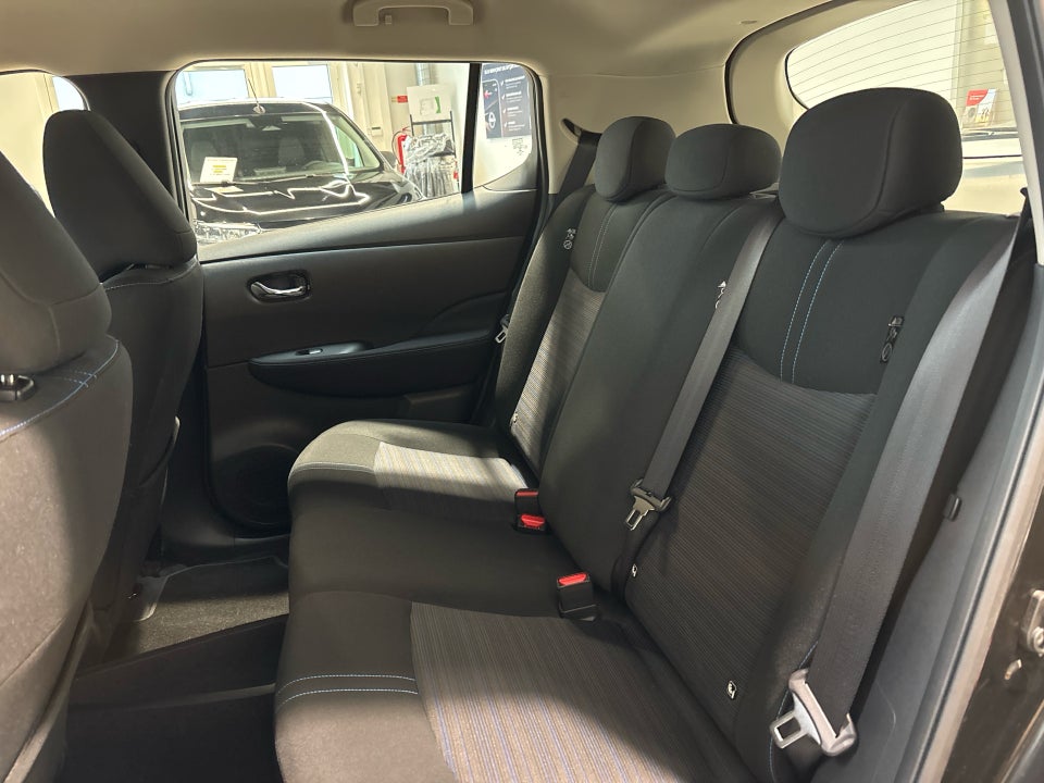 Nissan Leaf 39 Acenta 5d