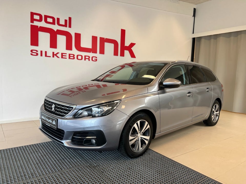 Peugeot 308 1,2 e-THP 130 Allure SW 5d