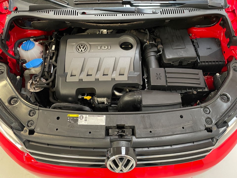 VW Touran 2,0 TDi 140 Highline DSG BMT Van 5d