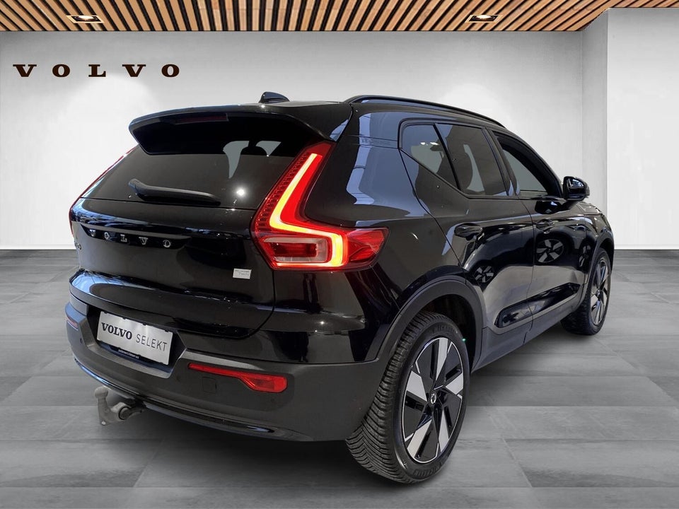 Volvo XC40 ReCharge Twin Plus 5d