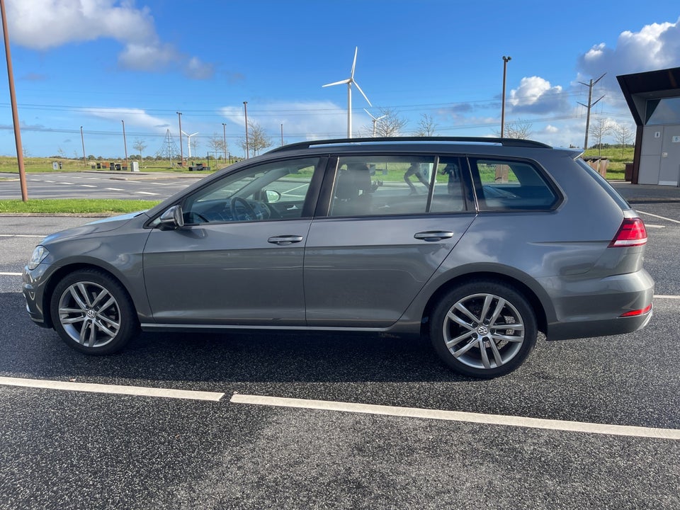 VW Golf VII 1,6 TDi 115 Comfortline Variant 5d