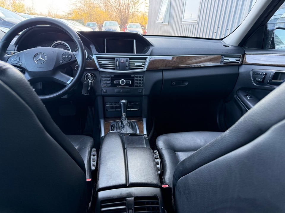 Mercedes E200 2,2 CDi stc. aut. BE 5d