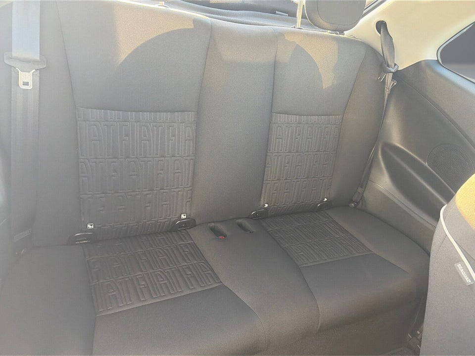 Fiat 500e 42 Icon 3+1 4d