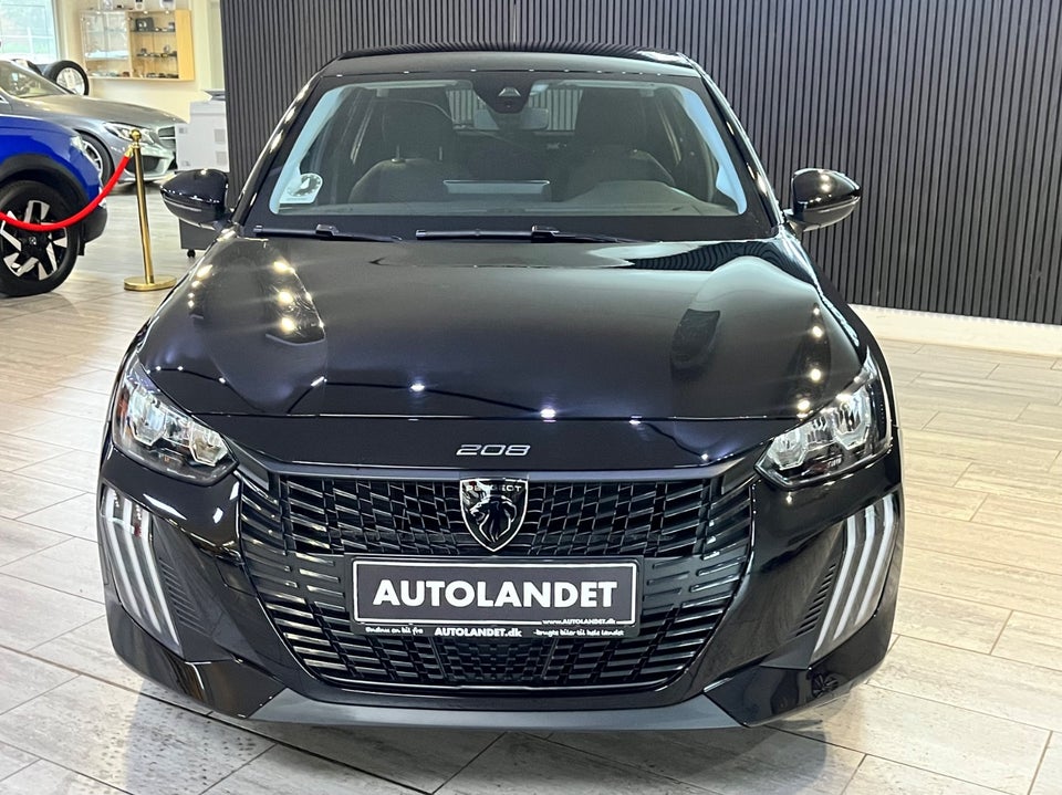 Peugeot e-208 50 Style 5d