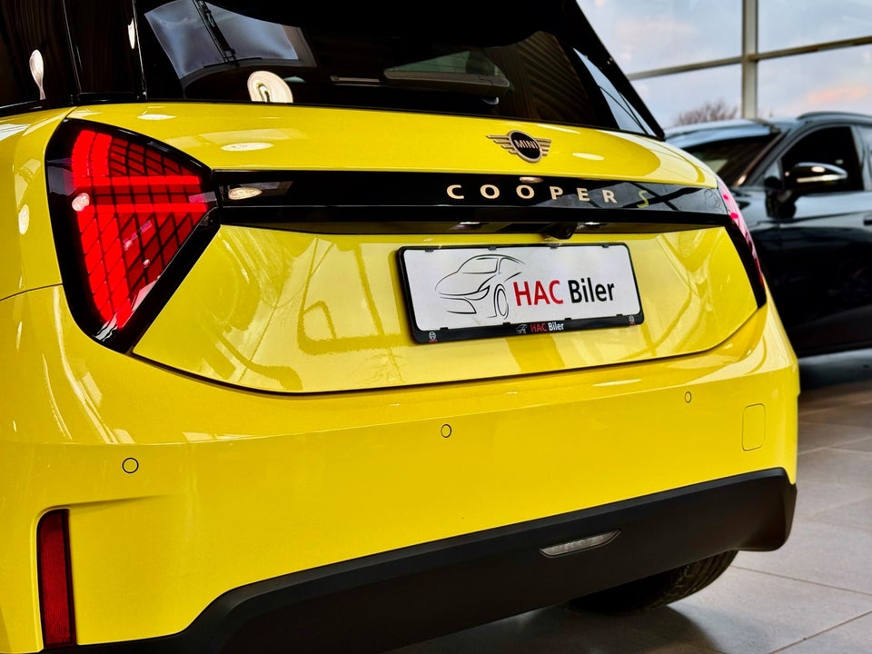 MINI Cooper SE Classic Trim M 3d