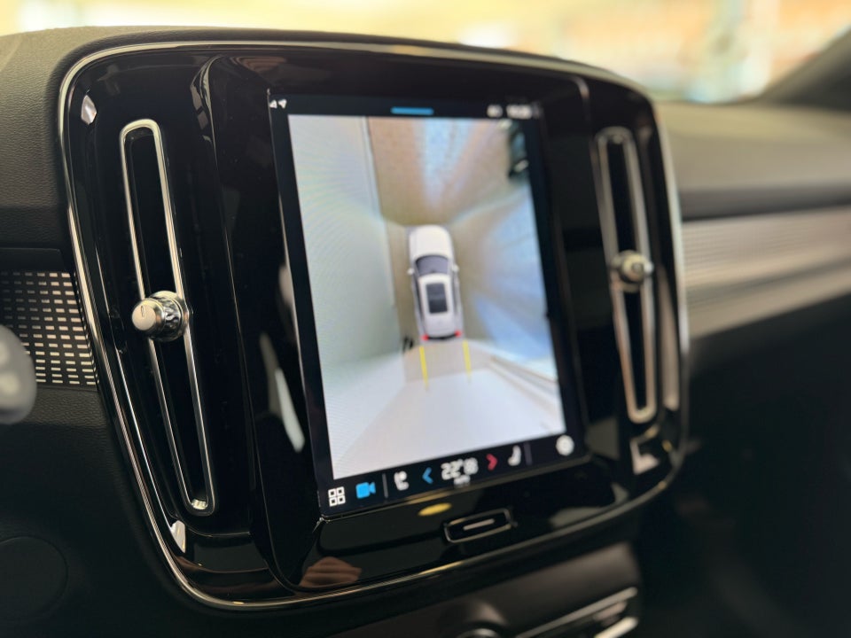 Volvo XC40 P6 ReCharge Pro 5d