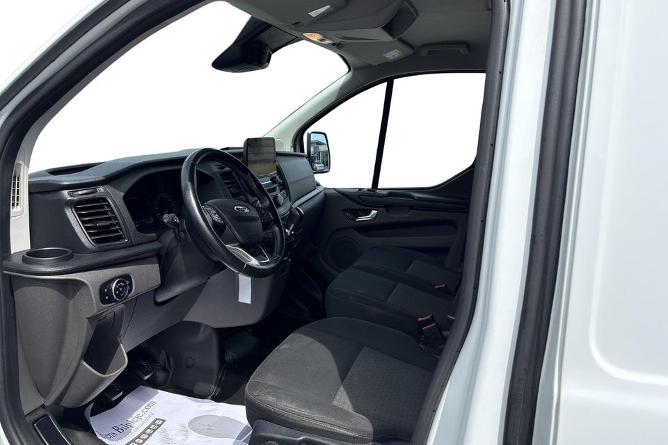 Ford Transit Custom 300 L2 2,0 TDCi 130 Trend