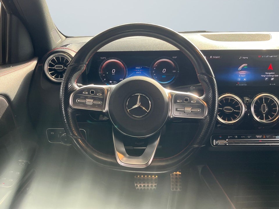 Mercedes EQA350 AMG Line 4Matic 5d