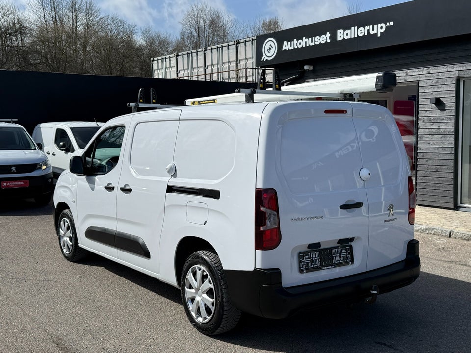 Peugeot Partner 1,5 BlueHDi 130 L2V2 Ultimate EAT8 Van