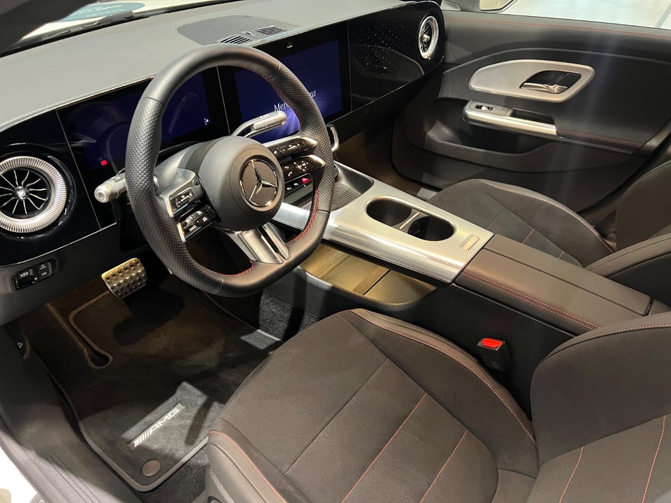 Mercedes CLA250+ EQ AMG Advance Plus 4d