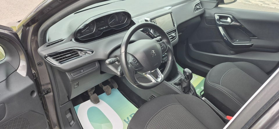 Peugeot 208 1,6 BlueHDi 100 Allure 5d
