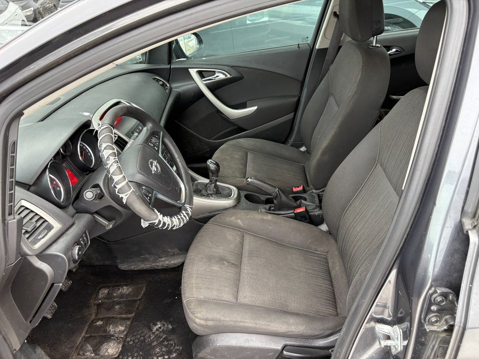 Opel Astra 1,6 Enjoy Sports Tourer 5d