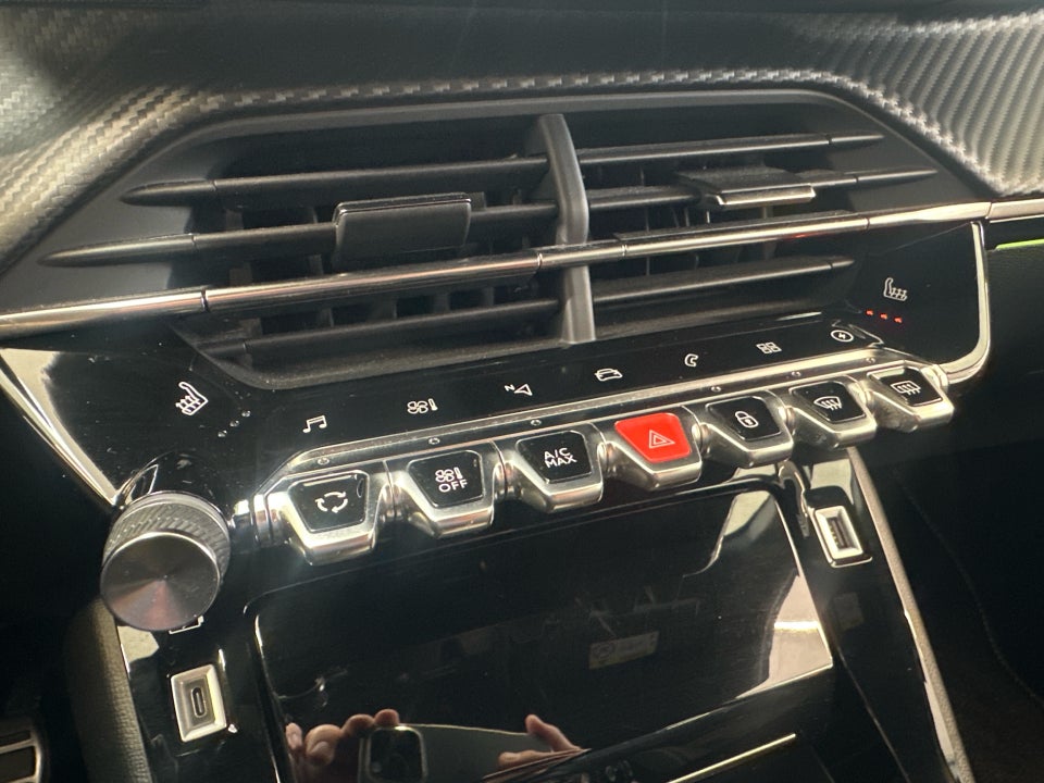 Peugeot e-208 50 GT Pack 5d