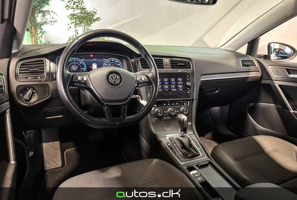 VW e-Golf VII 5d