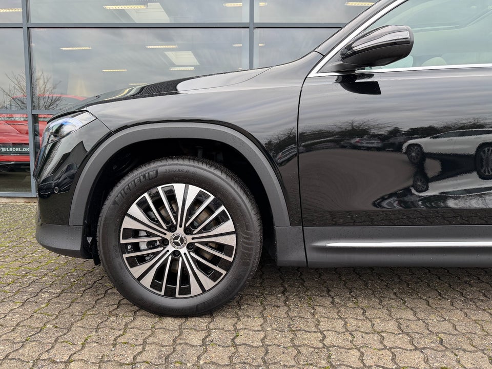 Mercedes EQB250+ Progressive 5d