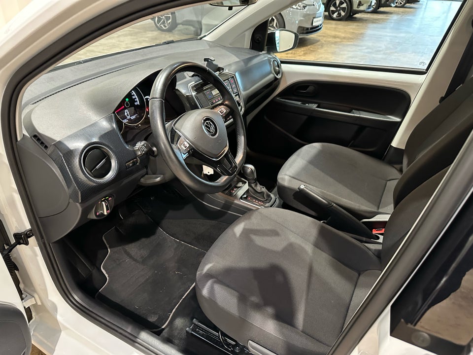 VW e-Up! Move Up! 5d