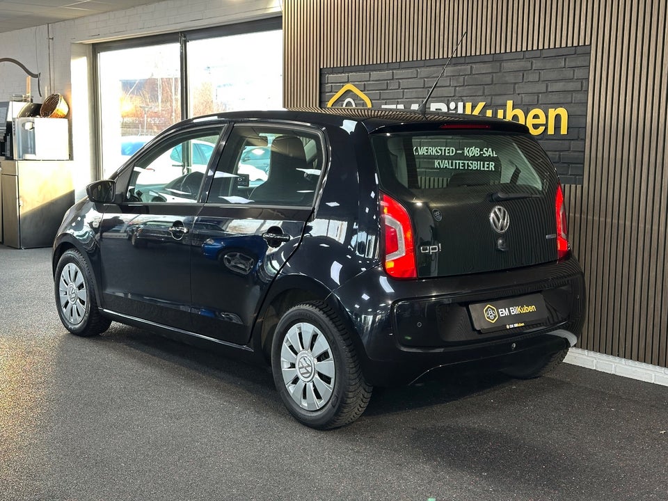 VW Up! 1,0 75 Black Up! 5d