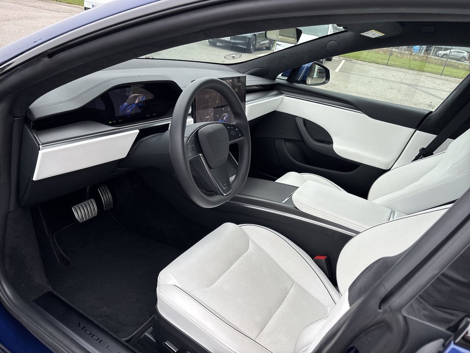 Tesla Model S Plaid AWD 5d