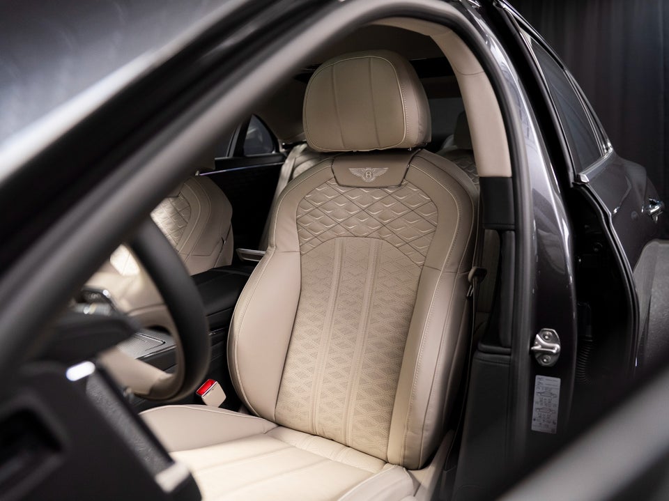 Bentley Flying Spur 4,0 V8 Hybrid Mulliner aut. 4d