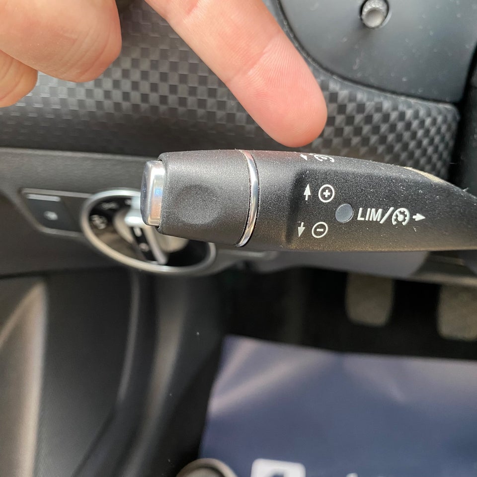 Mercedes A180 d 1,5 Urban 5d