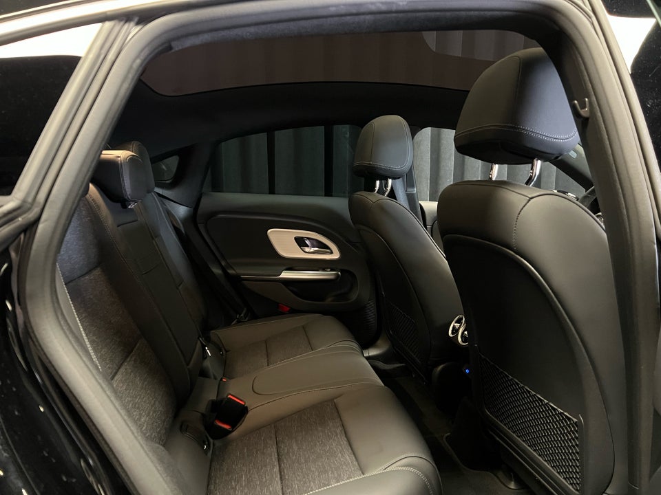 Mercedes CLA250+ EQ Progressive 4d