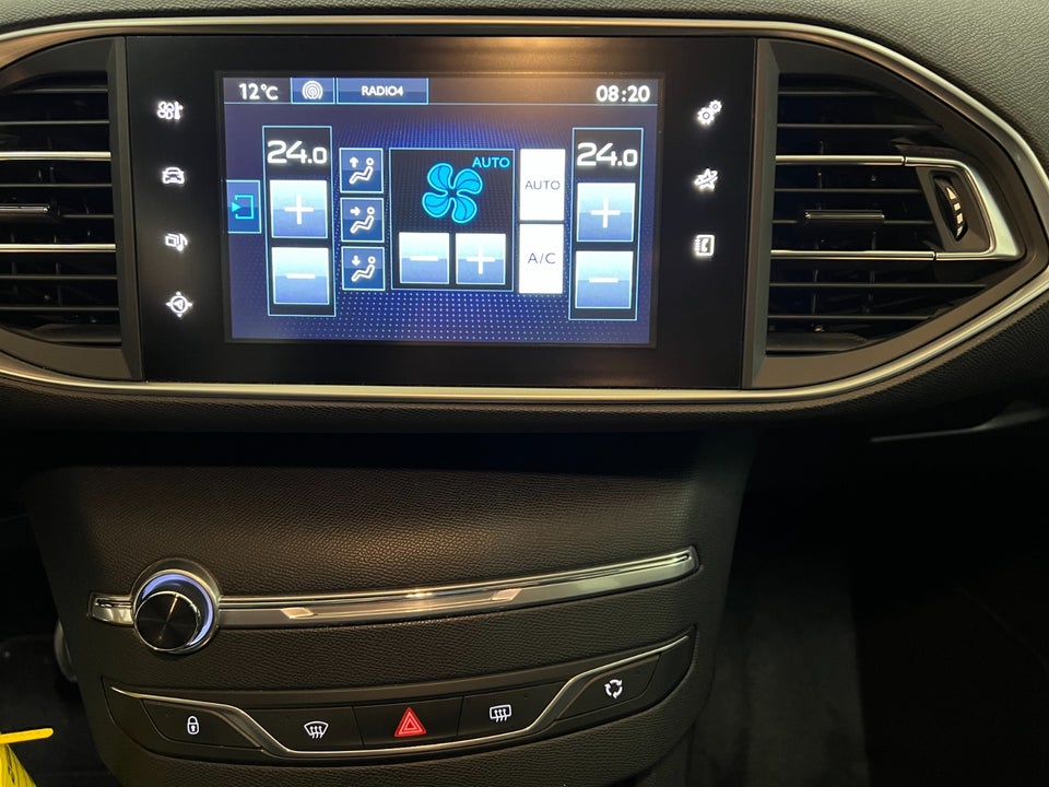 Peugeot 308 1,6 BlueHDi 120 Style 5d