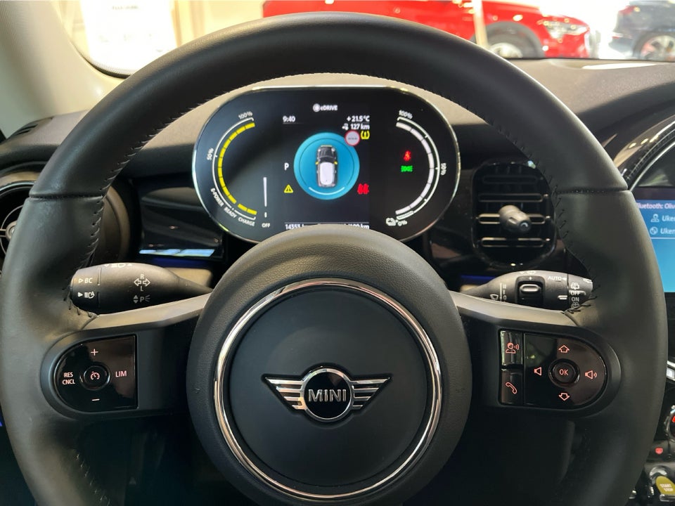 MINI Cooper SE Essential 3d