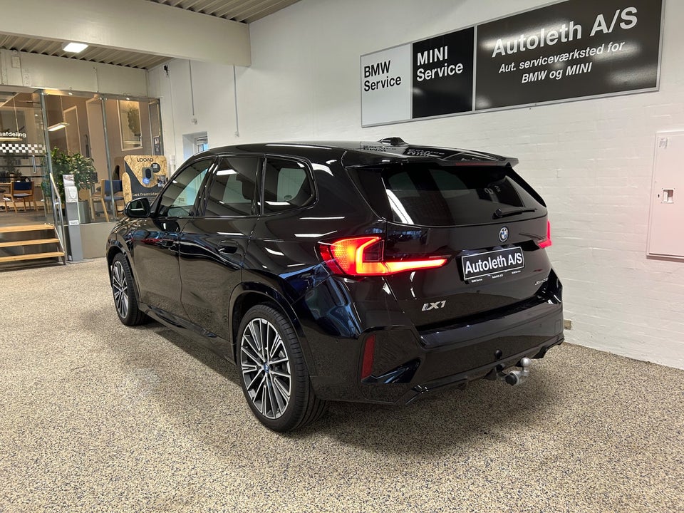 BMW iX1 xDrive30 Fully Charged M-Sport 5d