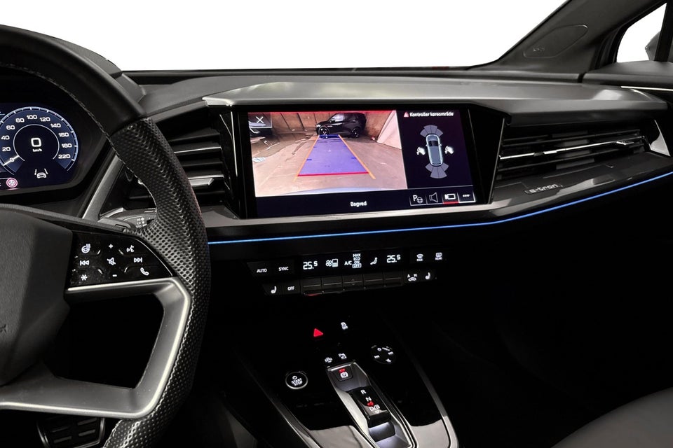 Audi Q4 e-tron 55 S-line quattro 5d