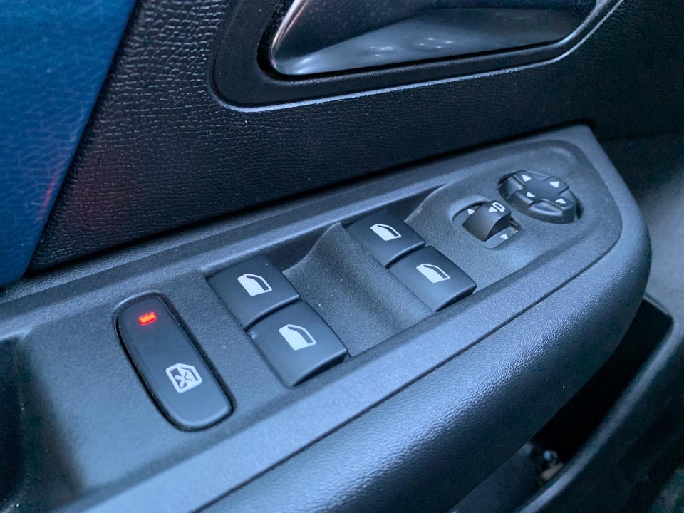 Citroën ë-C4 50 Shine Sport 5d