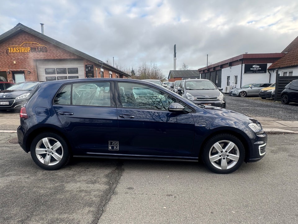 VW Golf VII 1,4 GTE DSG Van 5d