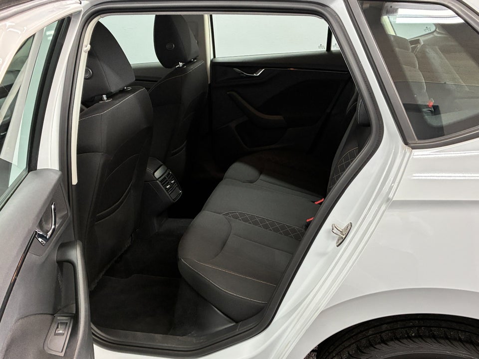 Skoda Kamiq 1,0 TSi 115 Ambition DSG 5d