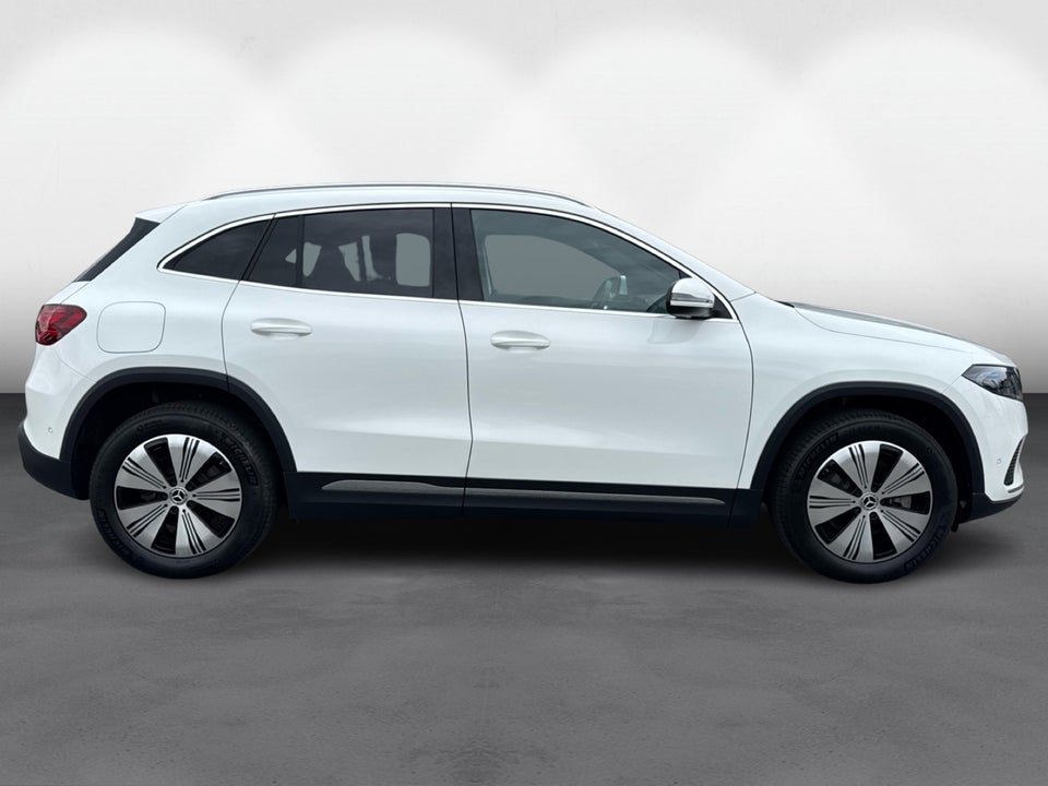 Mercedes EQA250 Progressive 5d