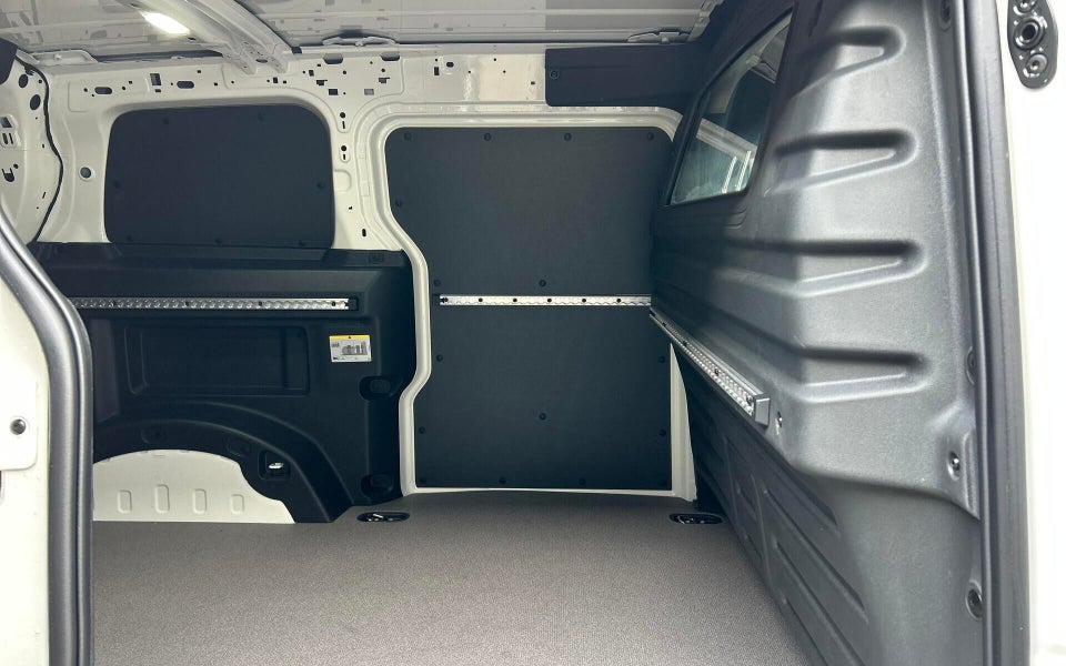 VW ID.Buzz 79 Cargo Comfort