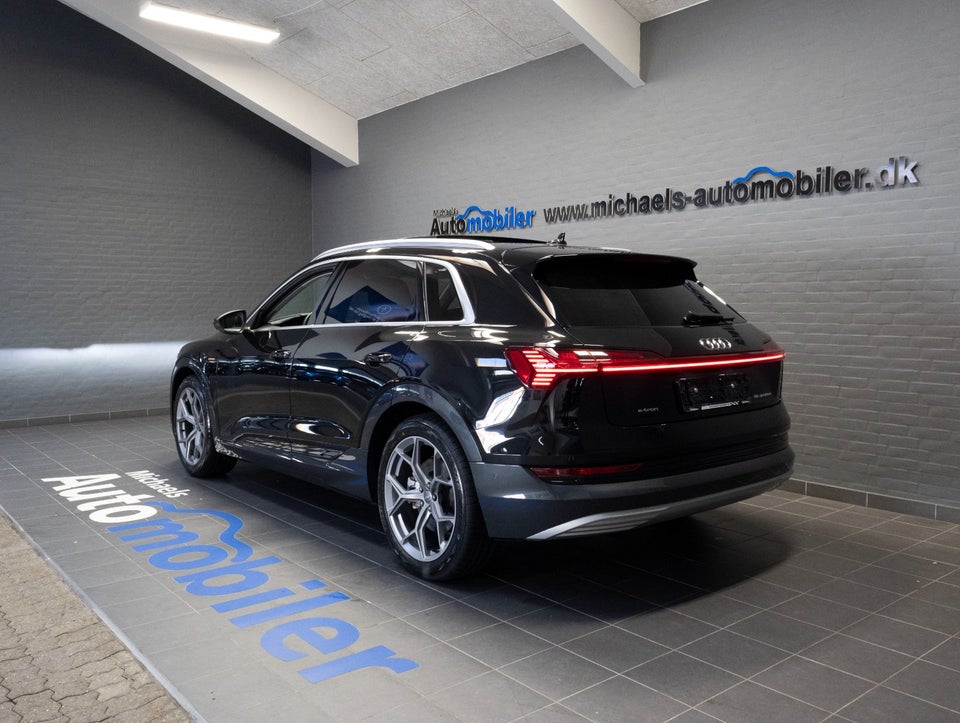 Audi e-tron 55 Advanced quattro 5d