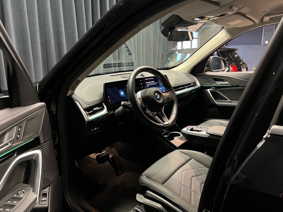 BMW iX1 eDrive20 X-Line 5d