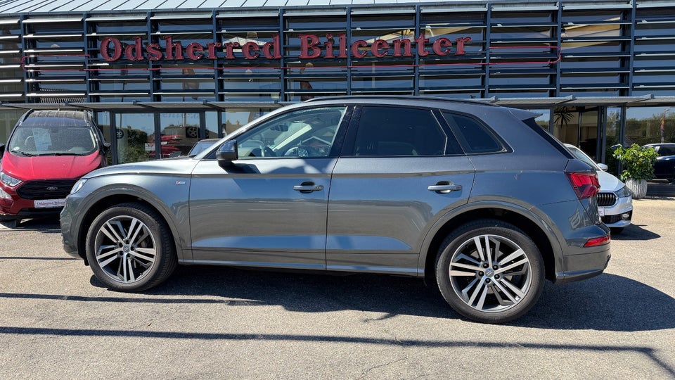 Audi Q5 3,0 TDi 286 S-line quattro Tiptr. 5d